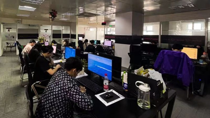 MG动画与Flash：动画制作中的双剑客，如何选择？**