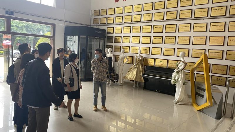 短视频代运营合同：关键条款解析与对比要点